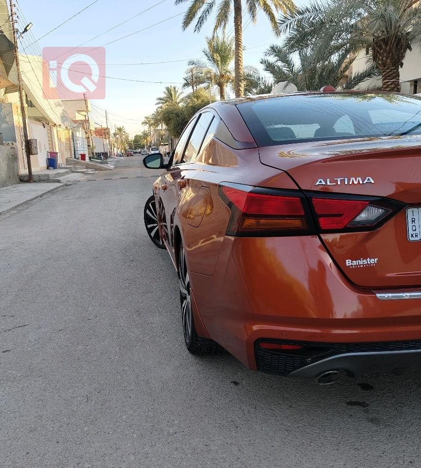 نیسان ئەلتیما